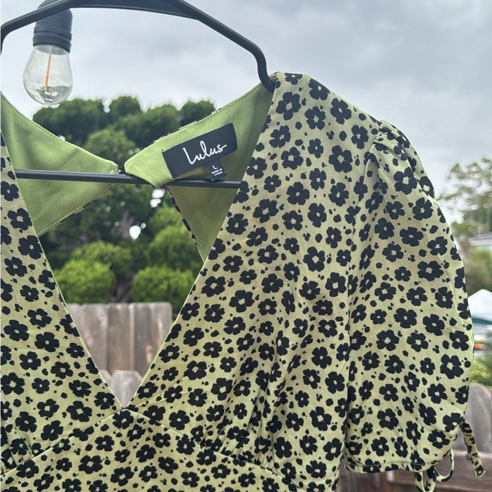 FLORAL GREEN LULUS DRESS